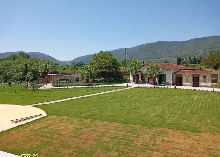 Erdem Ciftligi/ Ephesus Arena * Сельчук