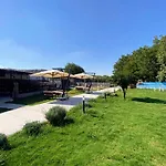 Erdem Ciftligi/ Ephesus Arena شقة